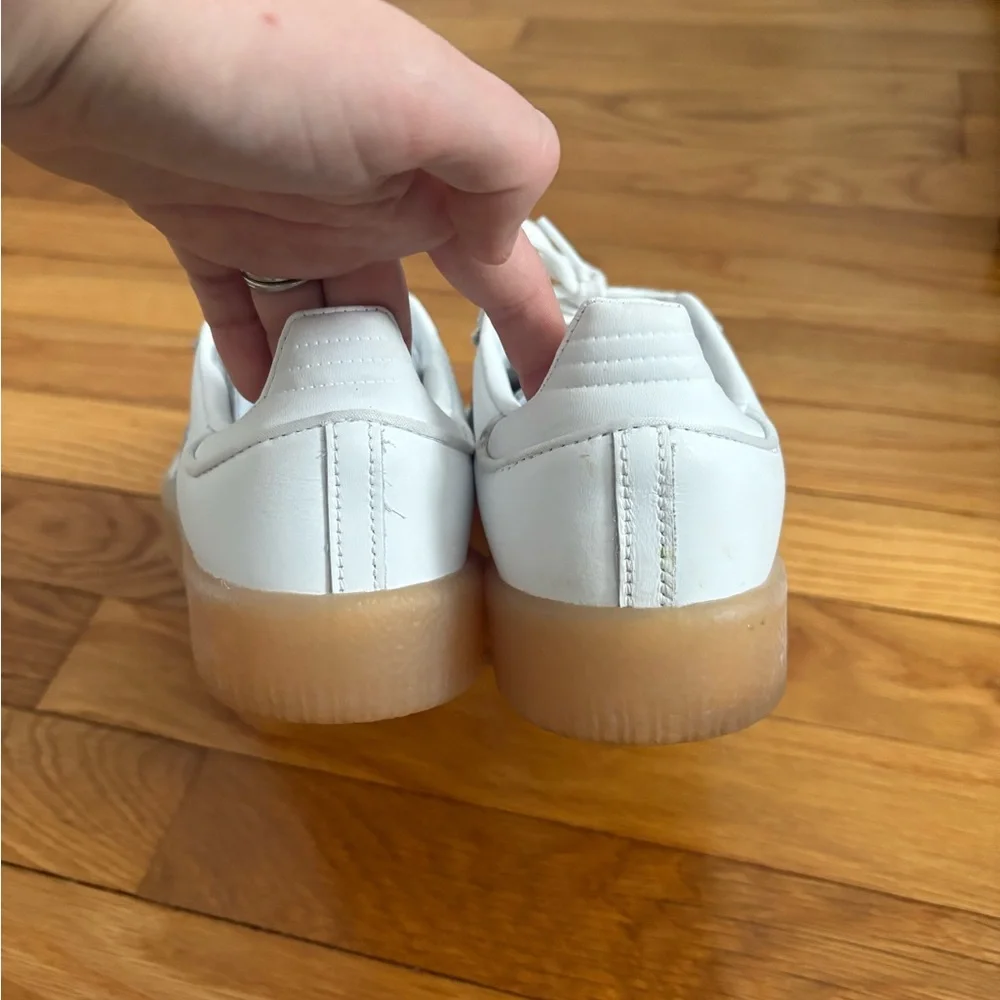 Women’s Sambae shoes with teal stripe - Picture 3 of 4